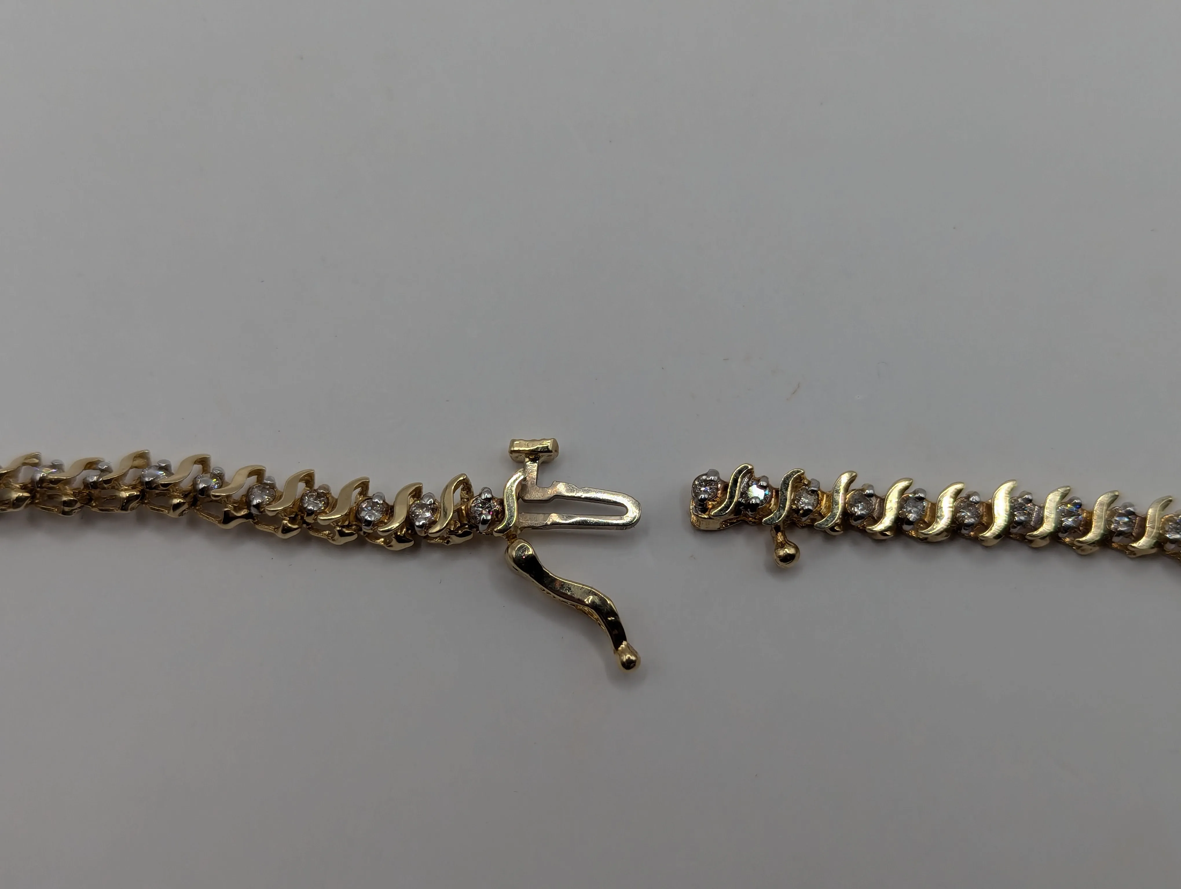 14k Ladies 17" 2.5CTW Diamond Prong-Set Tennis Necklace, SI3, I-J Color, 15.8g Preowned item #391414