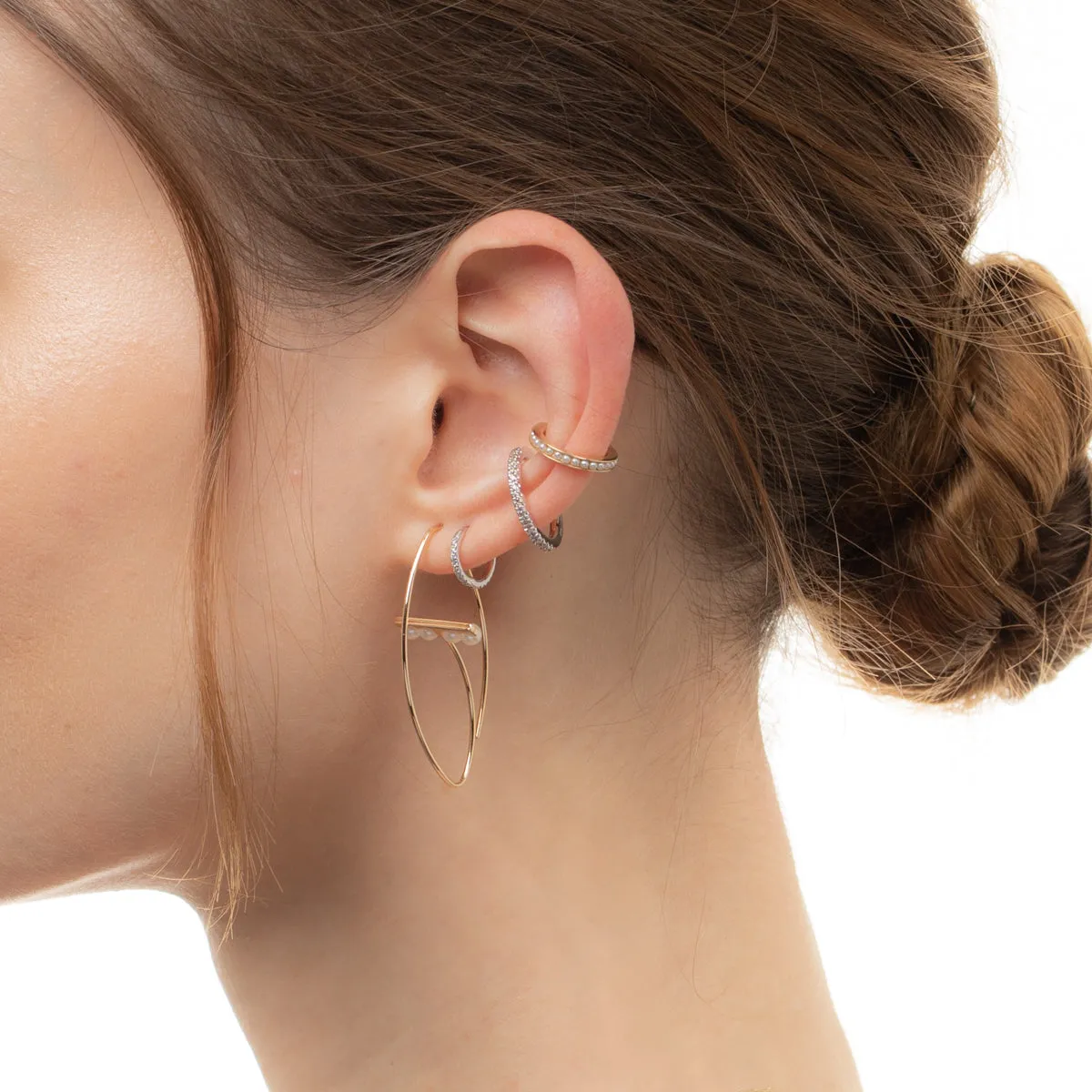18K MANHATTAN Diamond Hoop Earring Medium size