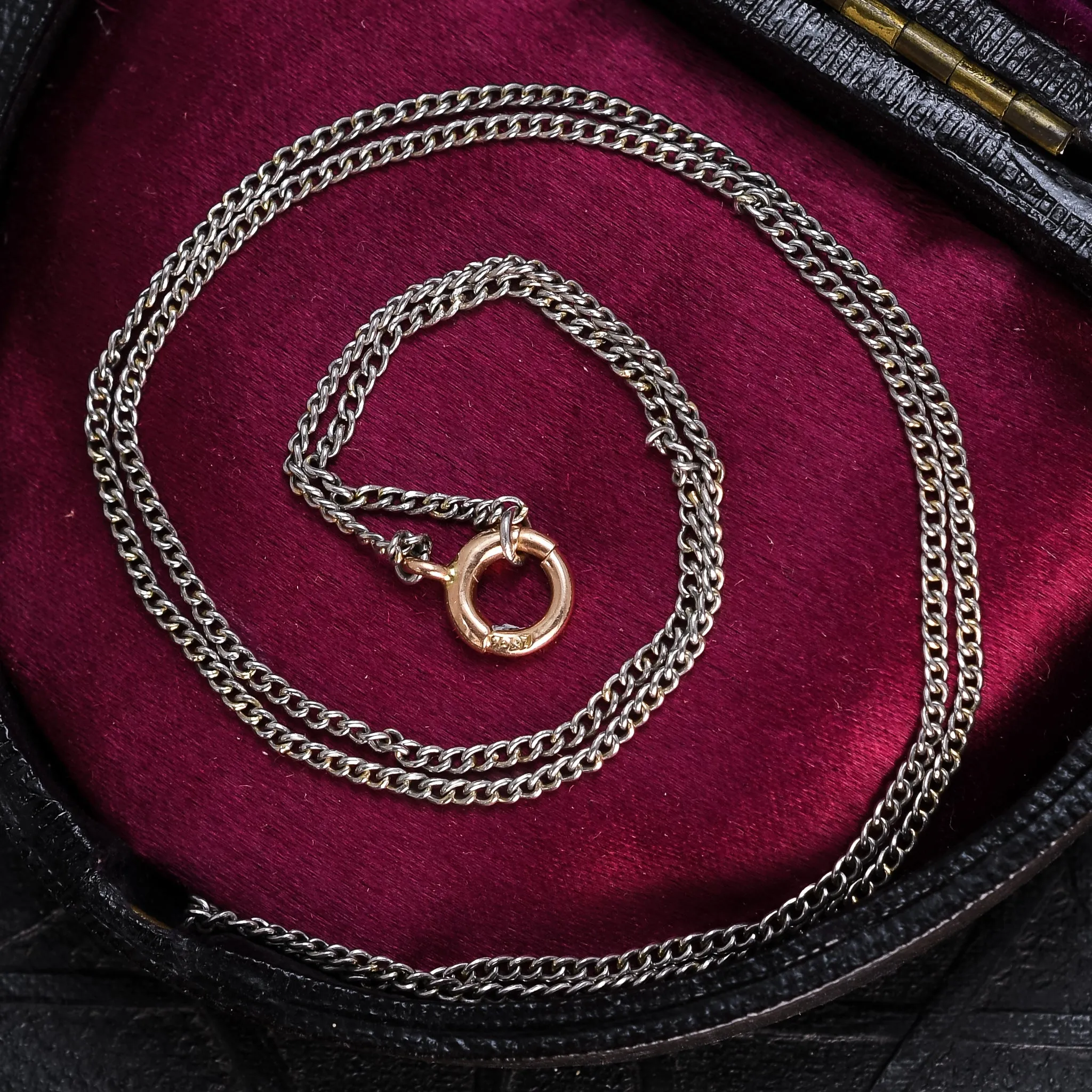 1920's Platinum Chain Necklace 19"