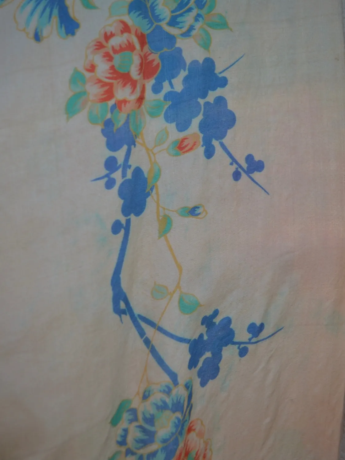 1920s Vibrant Pongee Silk Tie Waist Robe