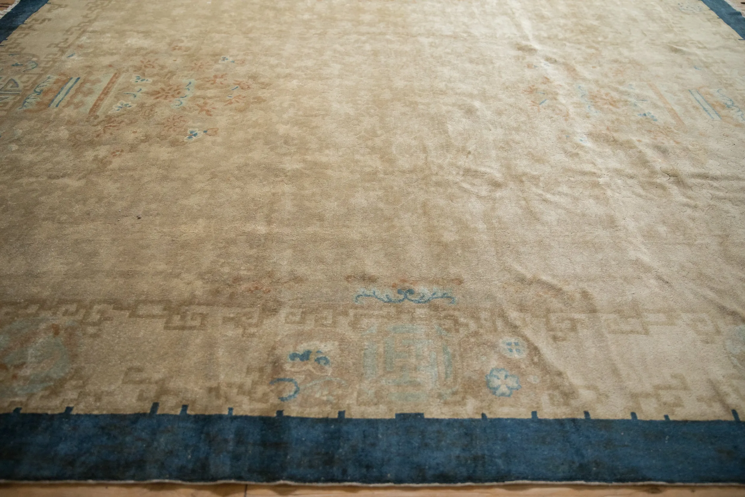 8x9.5 Antique Art Deco Carpet