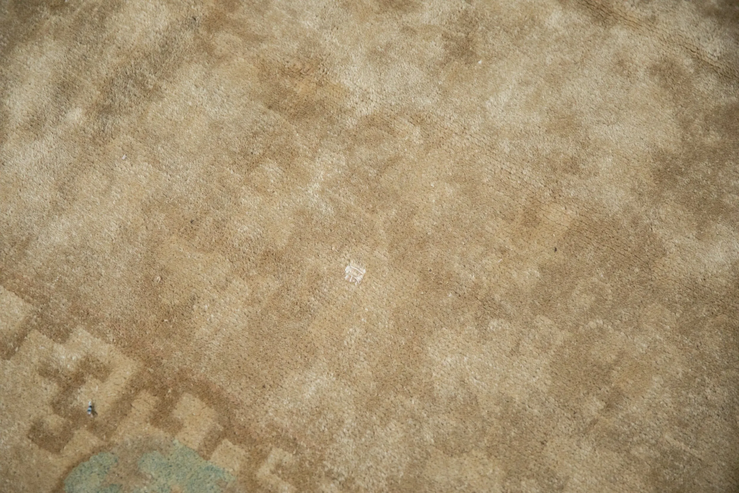 8x9.5 Antique Art Deco Carpet
