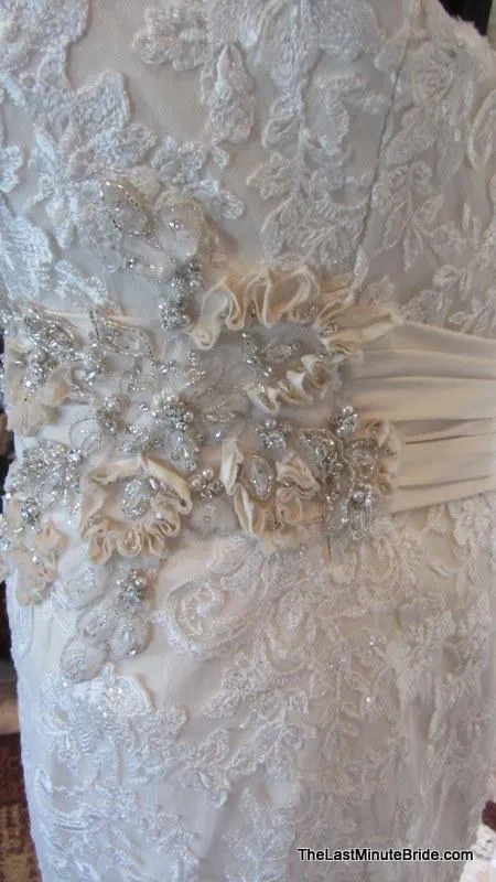 Allure Bridals 8917