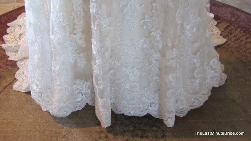 Allure Bridals 8917