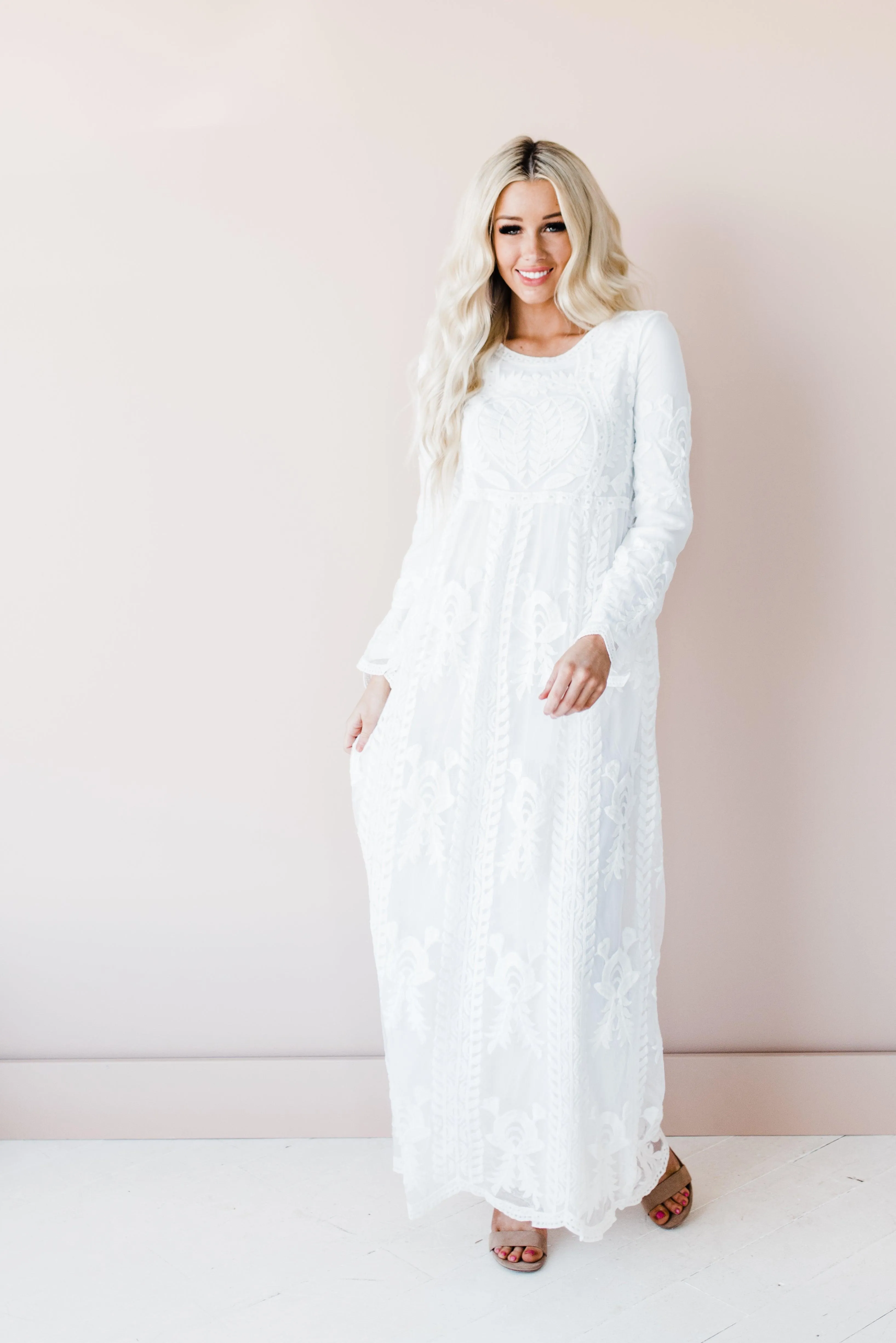 Ally Dress in White