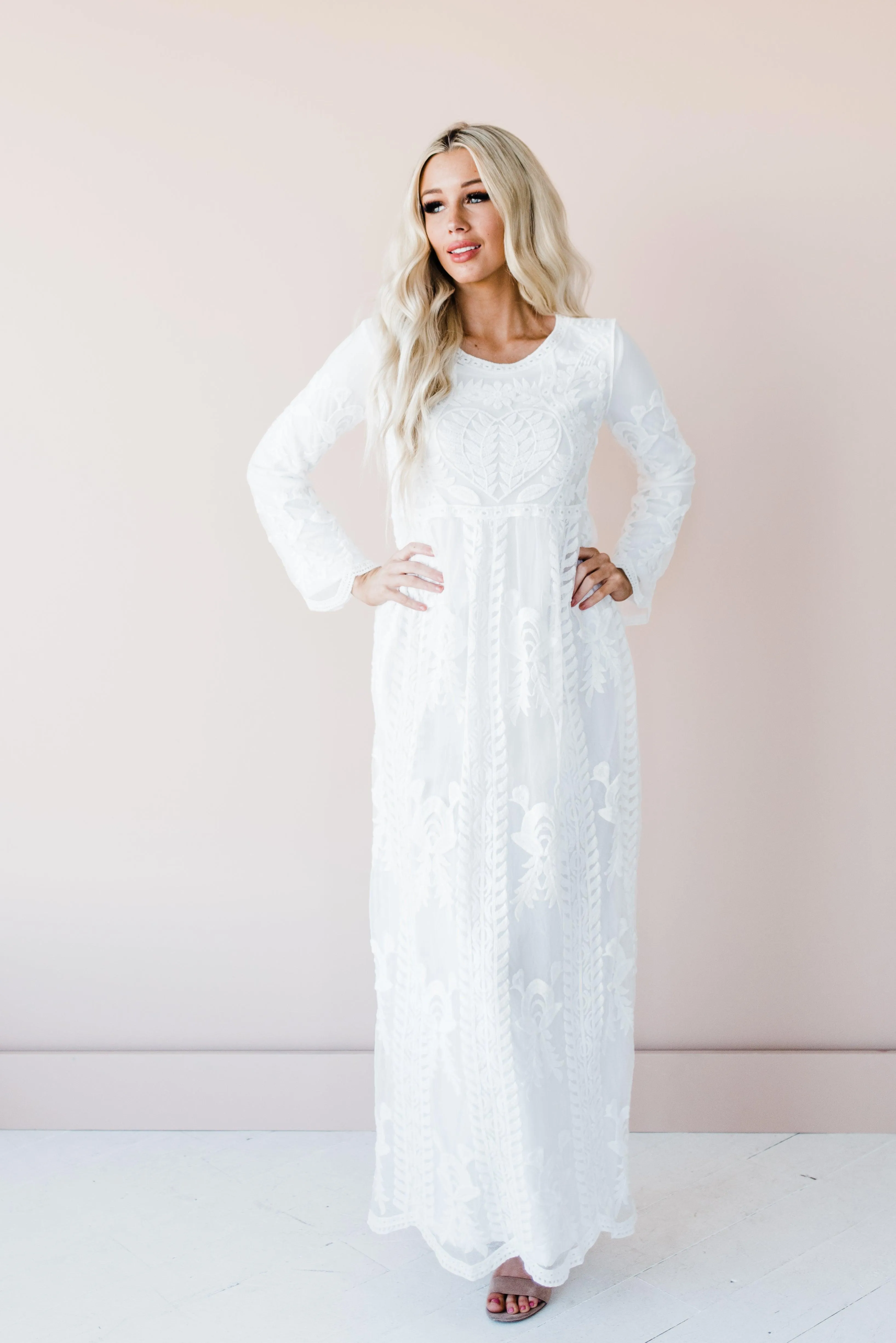 Ally Dress in White