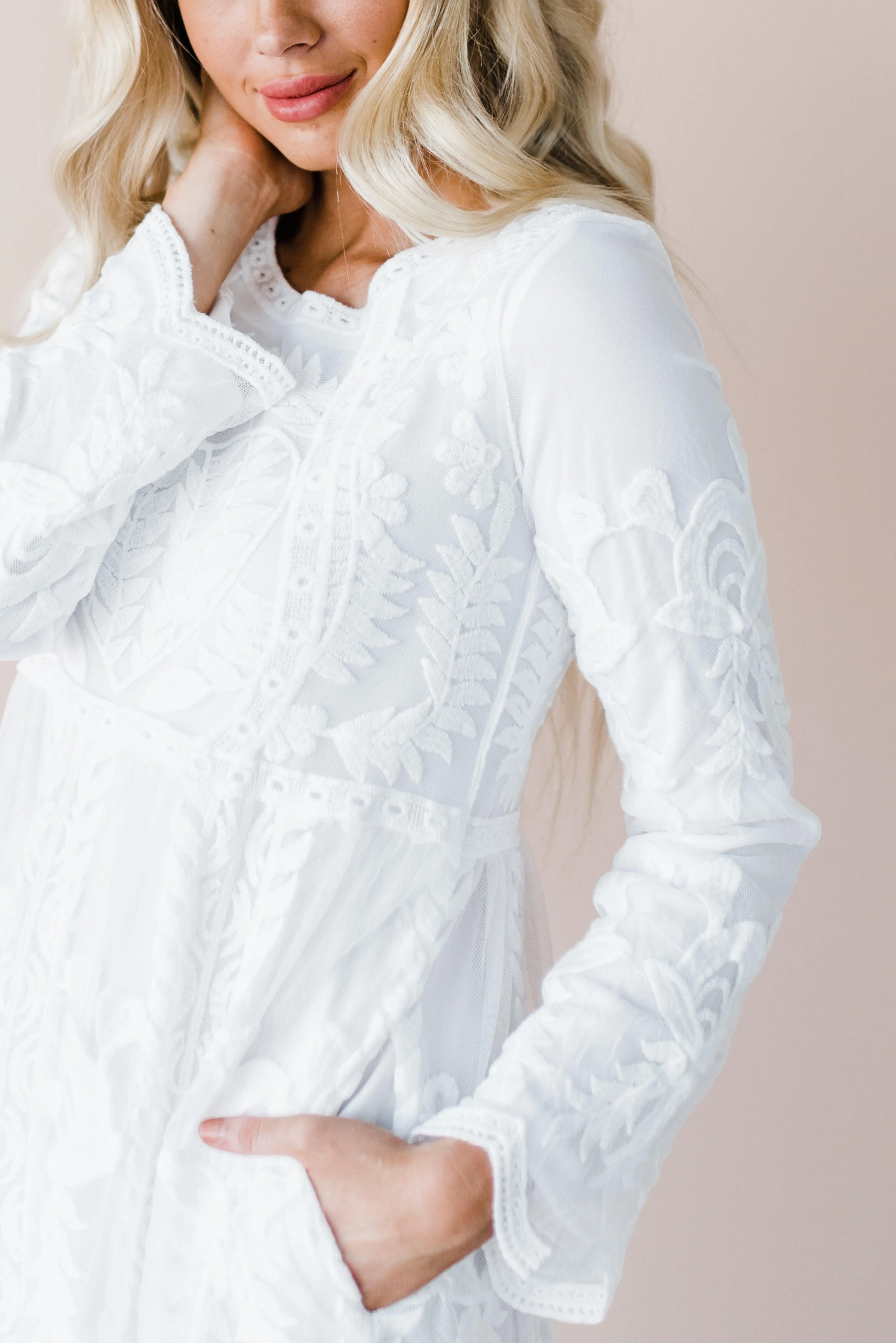 Ally Dress in White