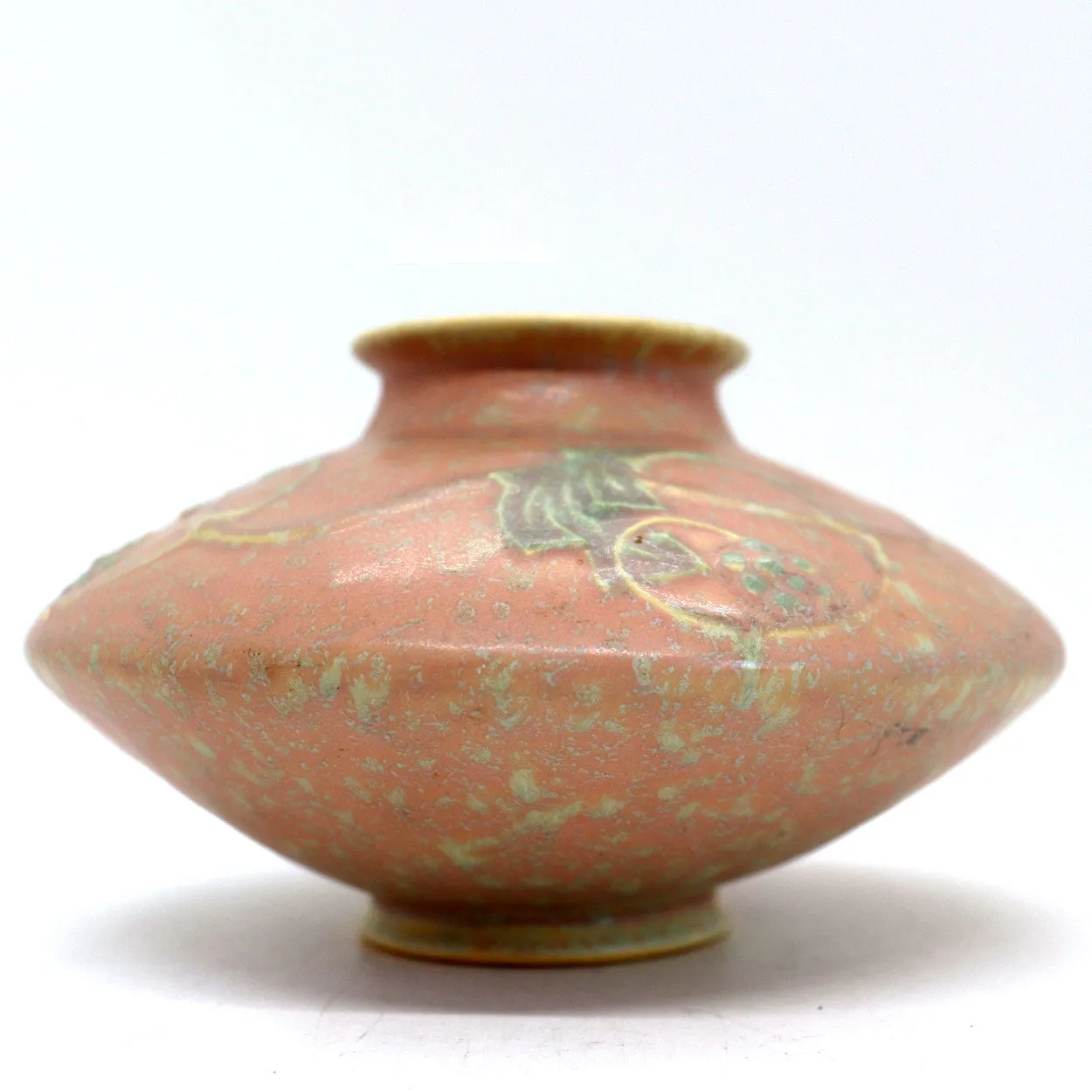 American Roseville Pottery Cremona Pink Squat 351-4 Vase