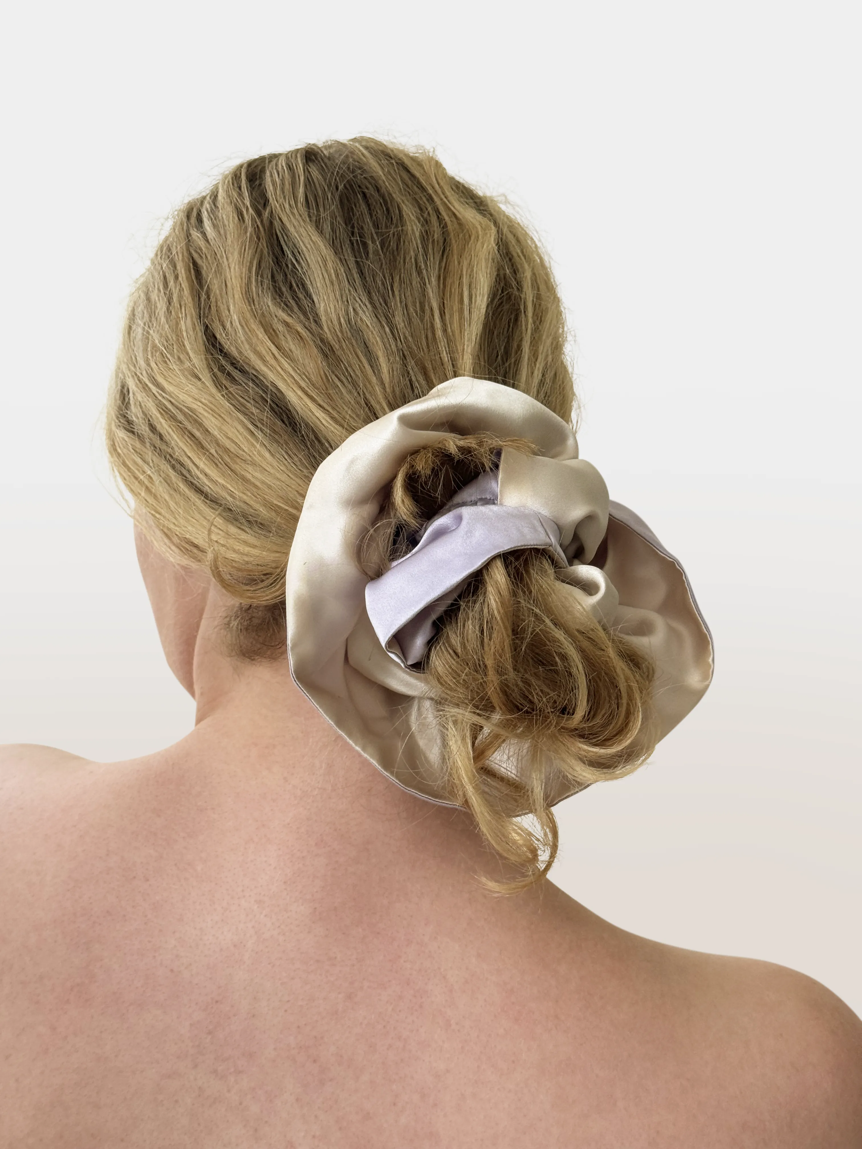 Anemone Two-Tone Silk Scrunchie