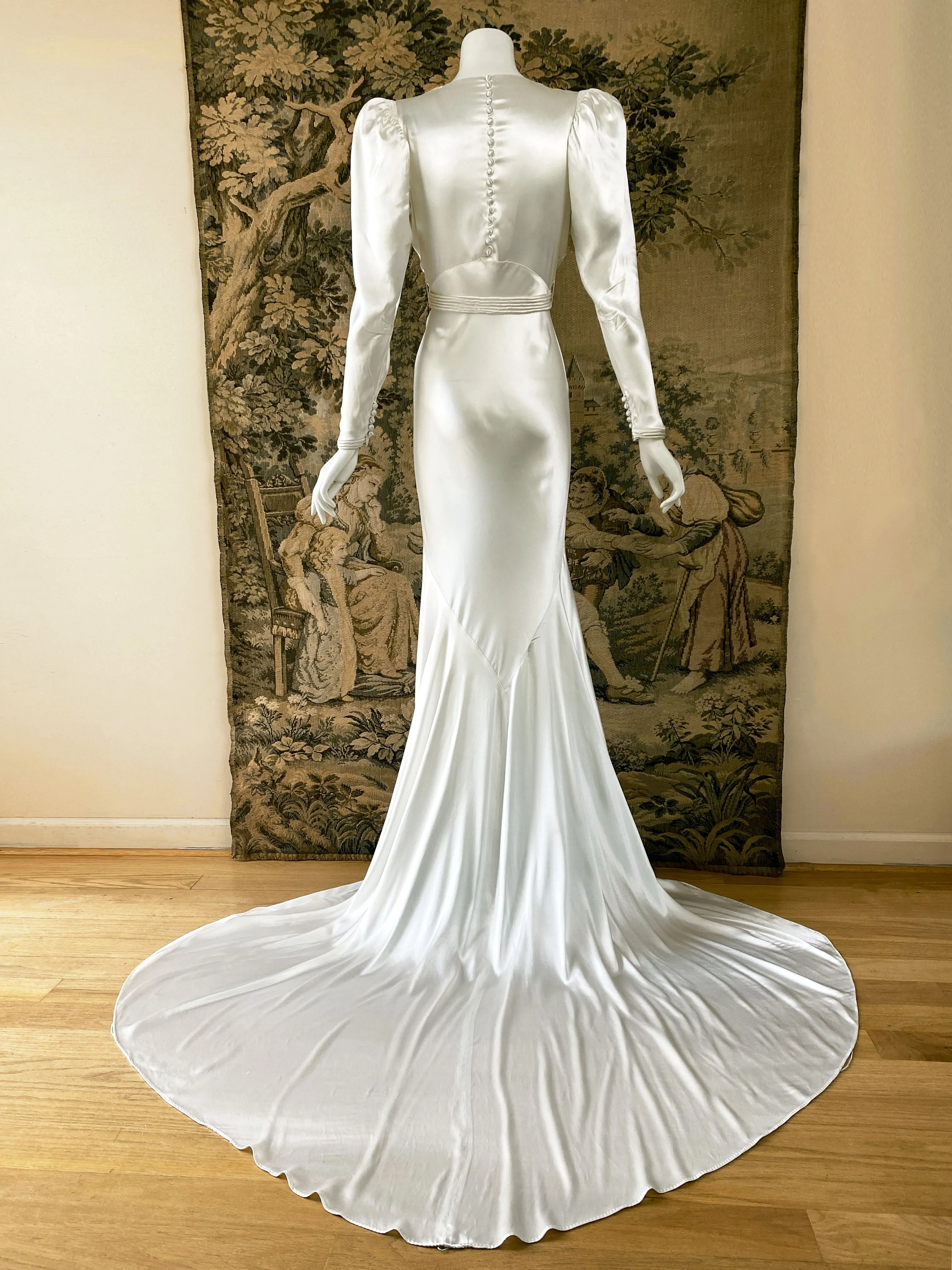 Art Deco 1930s Wedding Dress