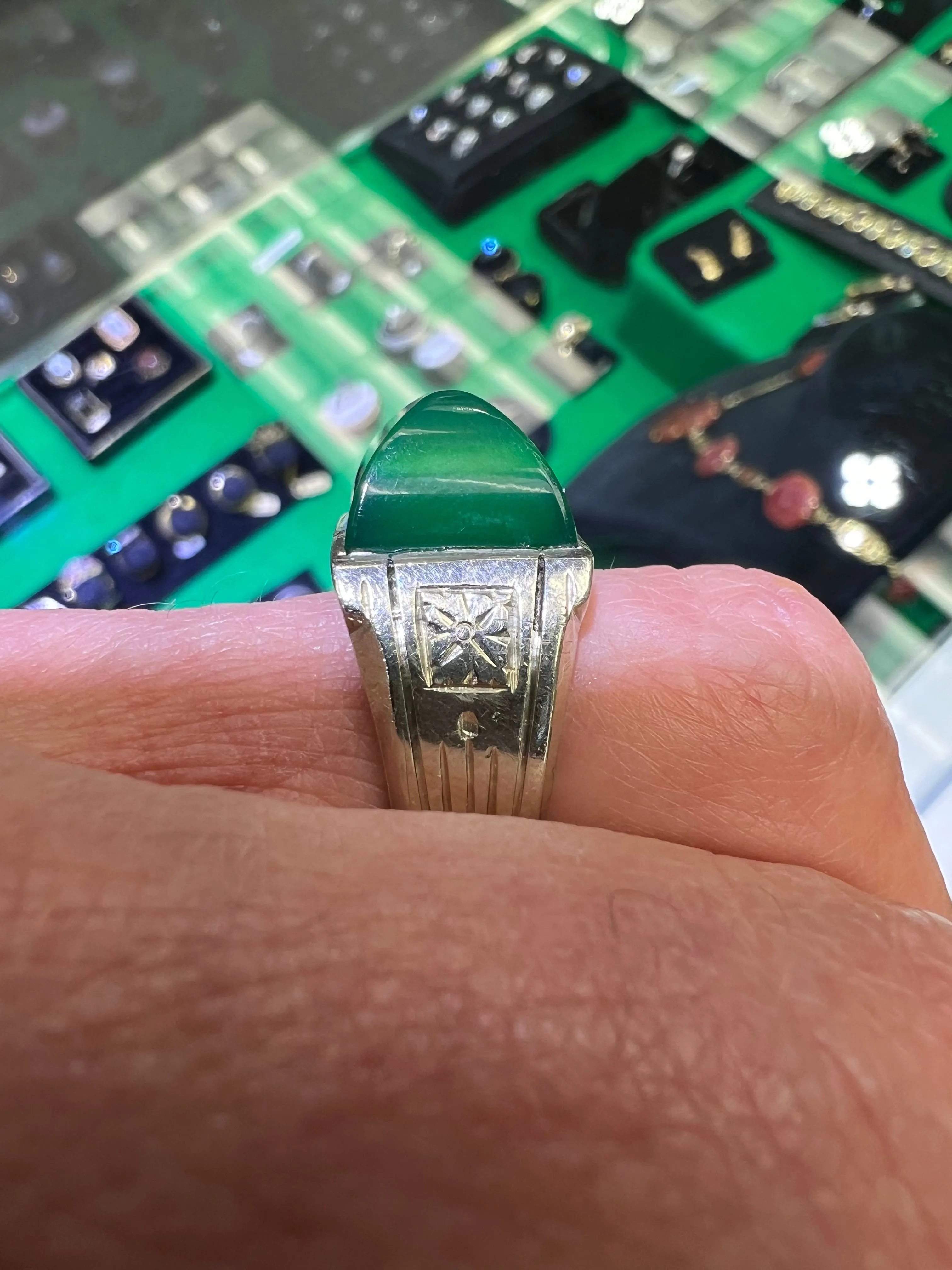 Art Deco Green Onyx White Gold Ring