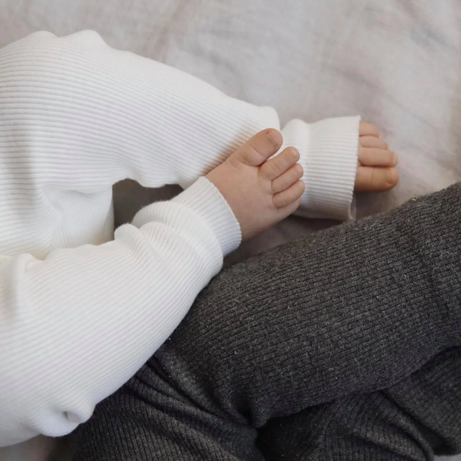 Carmen Organic Cotton Ribbed Leggings (White)