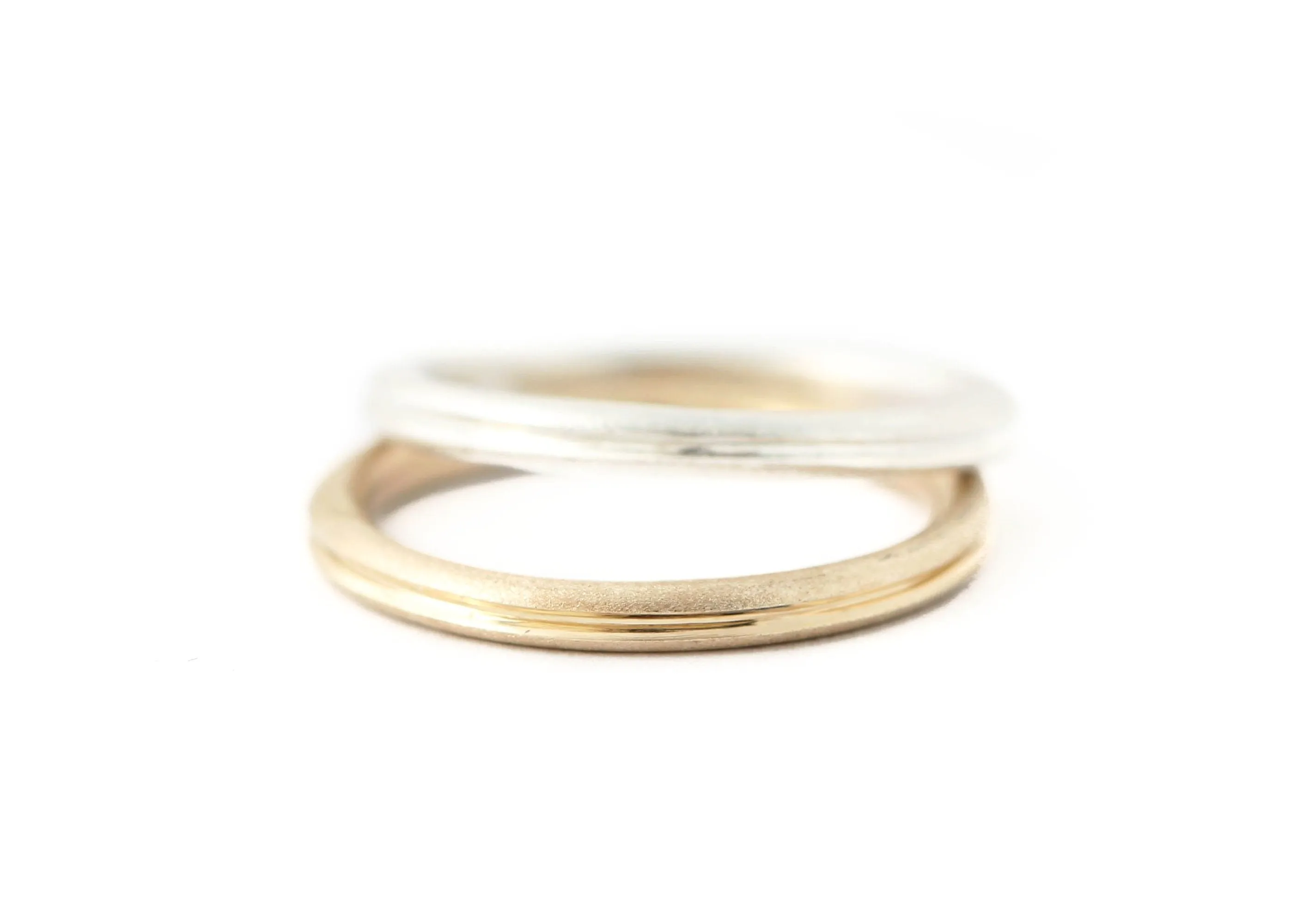 Caught In the Middle Ring - Yellow Gold