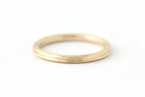 Caught In the Middle Ring - Yellow Gold