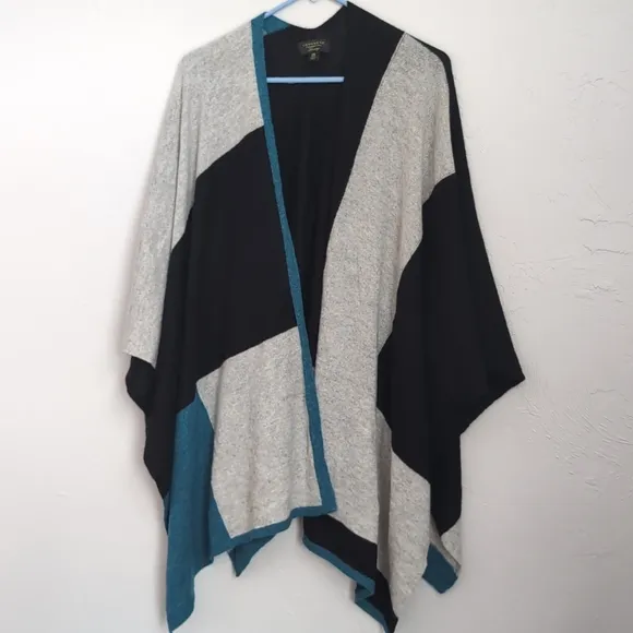 Charter Club Luxury 100% Cashmere Color Blocked Wrap Poncho One Size