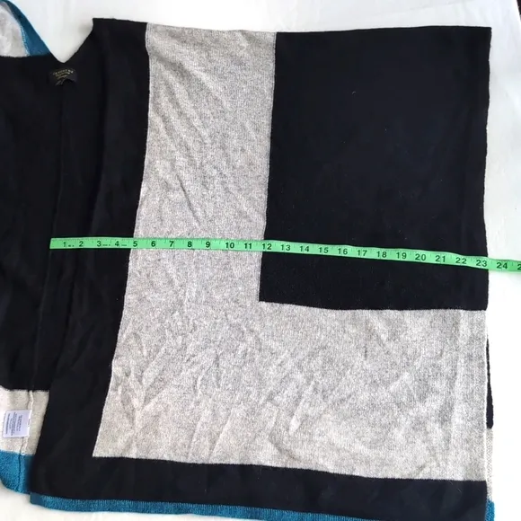 Charter Club Luxury 100% Cashmere Color Blocked Wrap Poncho One Size