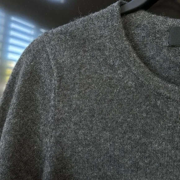 Charter Club Luxury 100% Cashmere Sweater Crew Neck Pullover Charcoal Grey