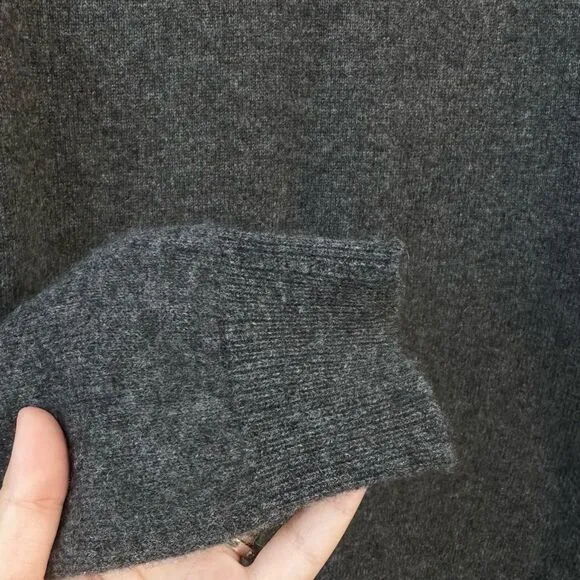 Charter Club Luxury 100% Cashmere Sweater Crew Neck Pullover Charcoal Grey