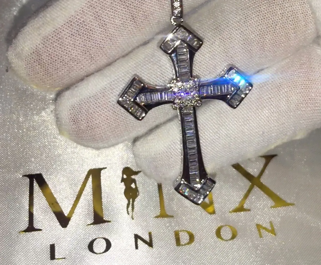 Cross Necklace | Cross Necklace Women | Cross Necklace for Men | Iced Out Chain | Cross Chains | Cross Pendant | Diamond Cross Chain | Chain