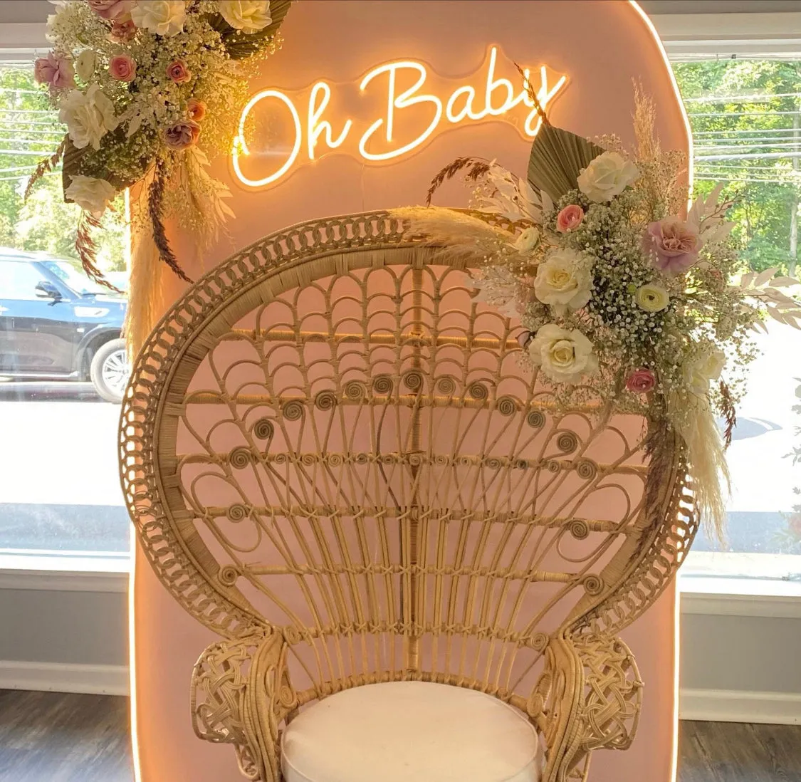 CUSTOM NEON SIGNS｜CREATE YOUR OWN DESIGN