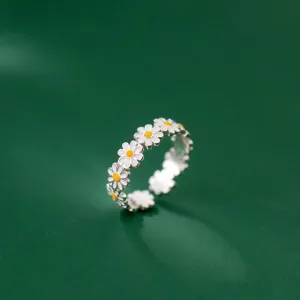 Daisies Ring