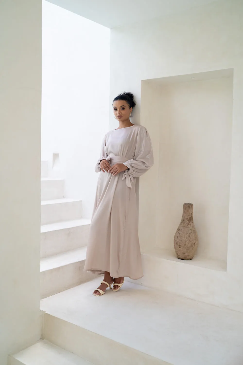 Diana abaya