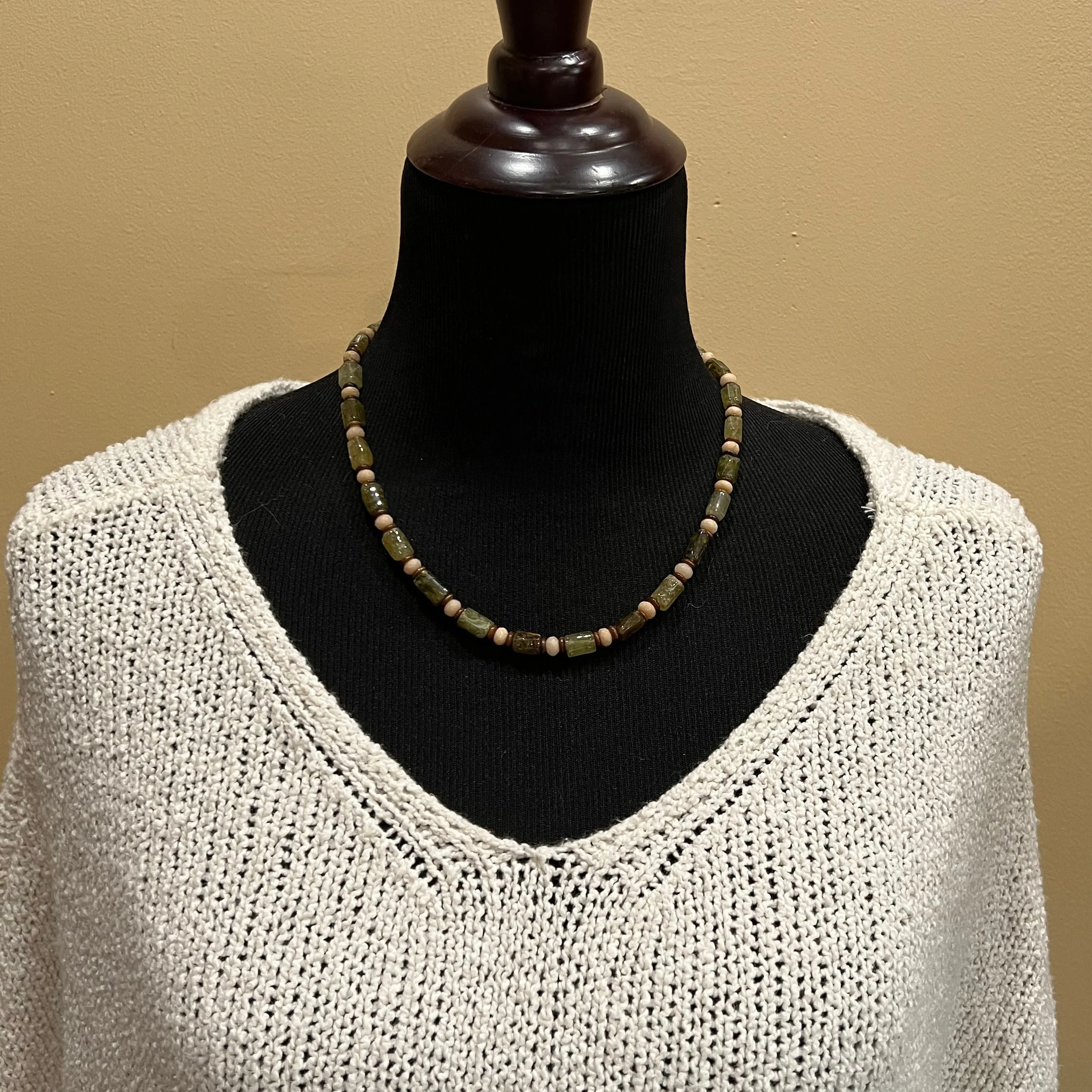 Green Garnet Khaki Jade Necklace