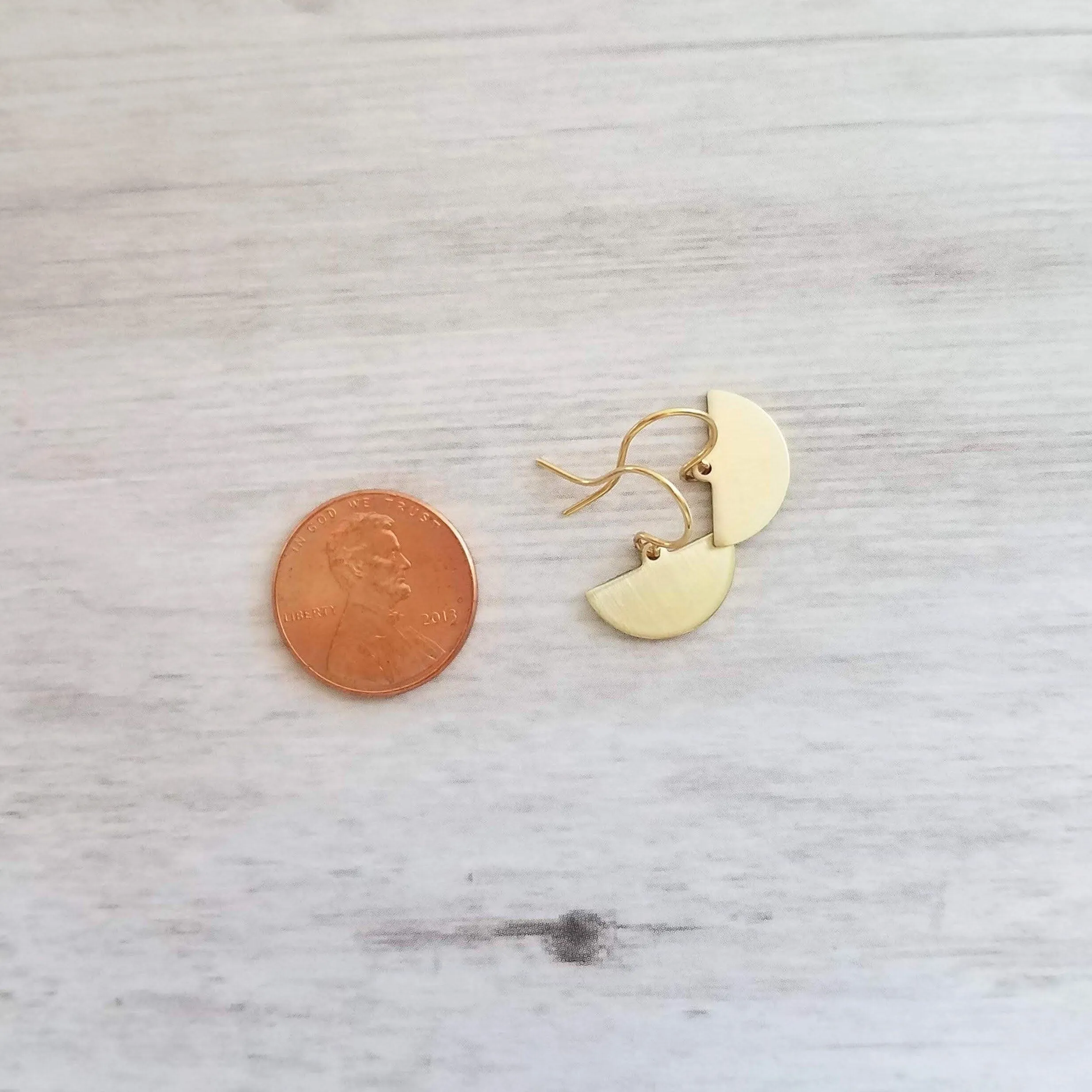 Half Circle Earrings, gold semicircle earring, small gold earring, little gold dangle, half moon earring, geometric jewelry, pendulum blade