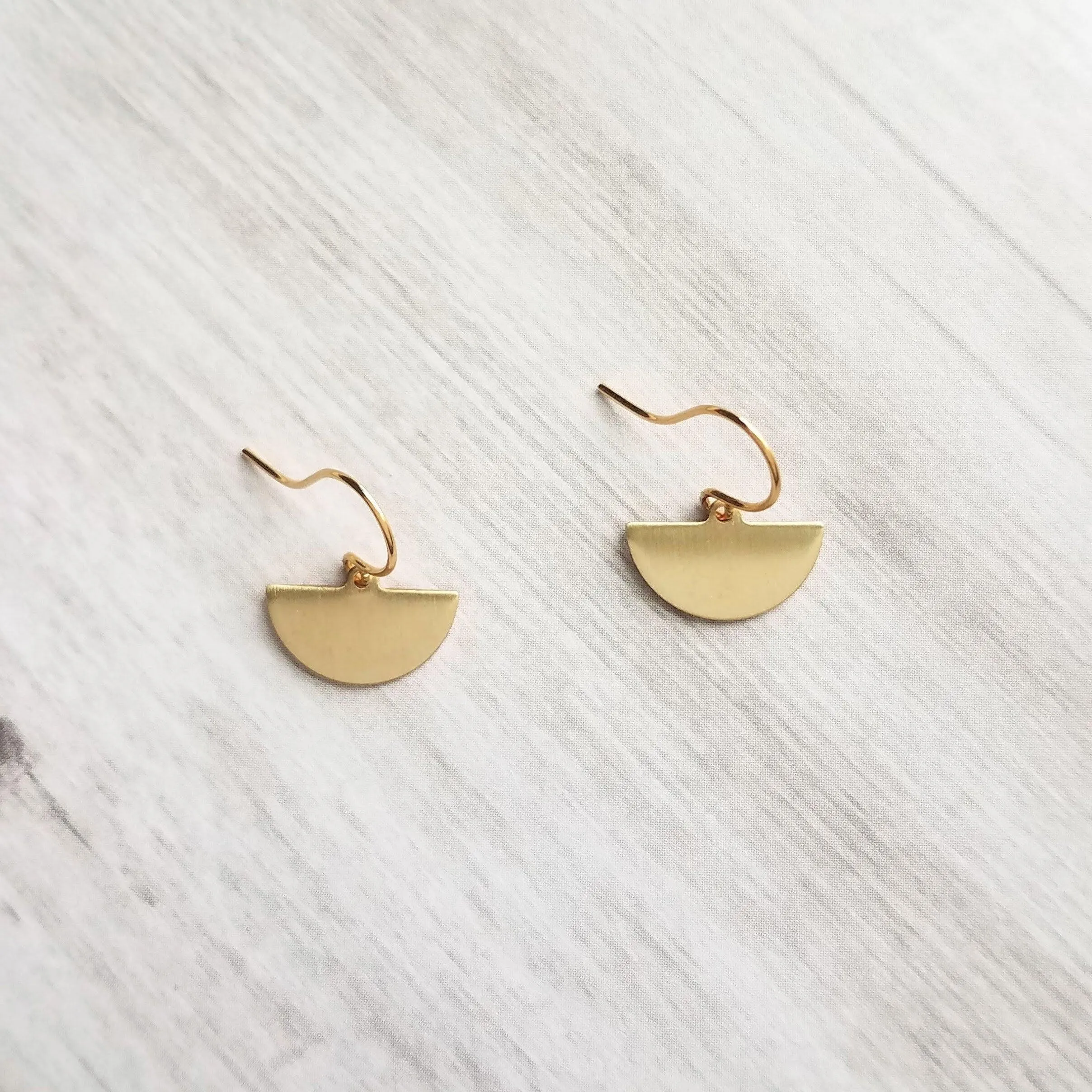 Half Circle Earrings, gold semicircle earring, small gold earring, little gold dangle, half moon earring, geometric jewelry, pendulum blade