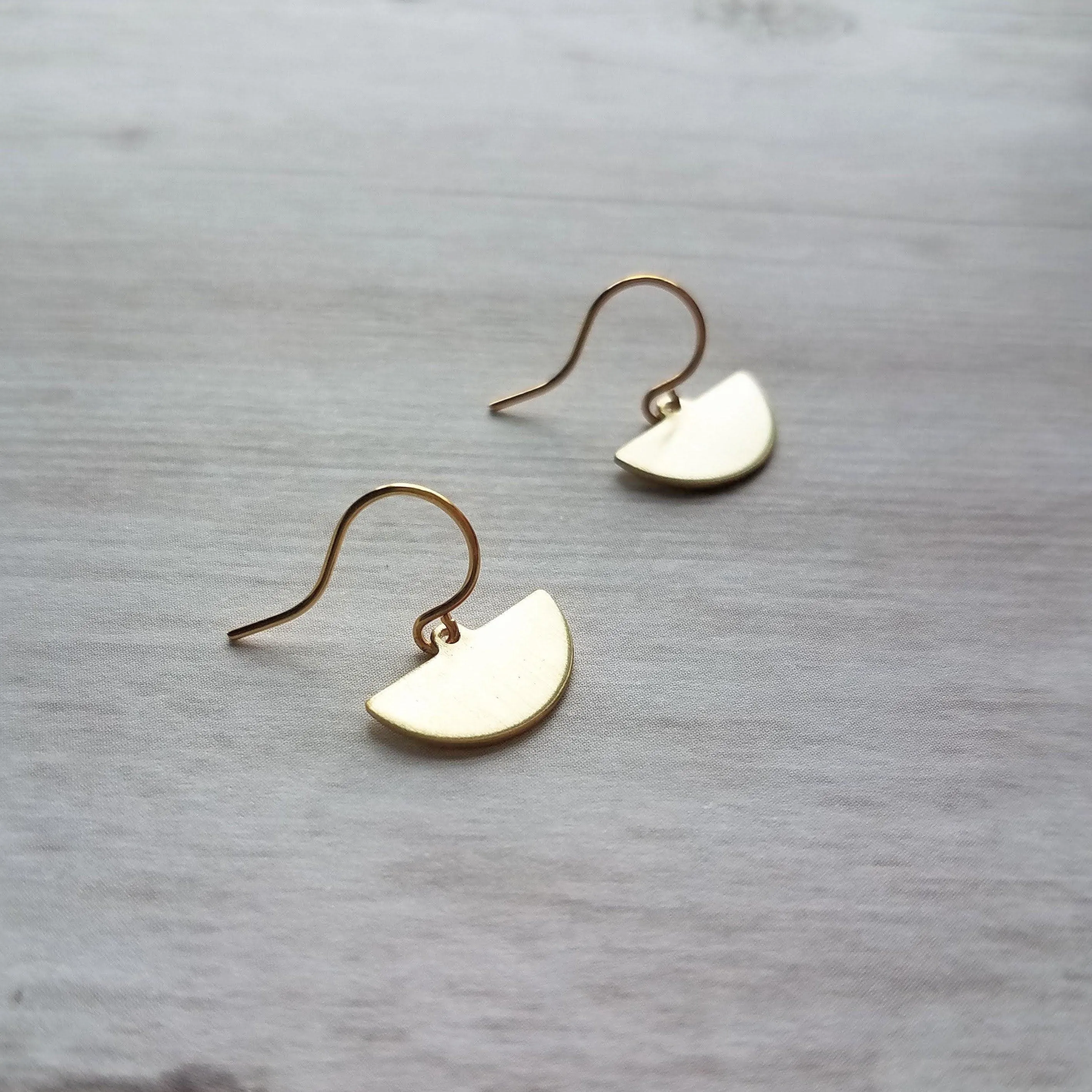 Half Circle Earrings, gold semicircle earring, small gold earring, little gold dangle, half moon earring, geometric jewelry, pendulum blade