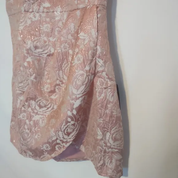 Lulu's Start This Party Tulip Floral Mini Dress Size M NWT