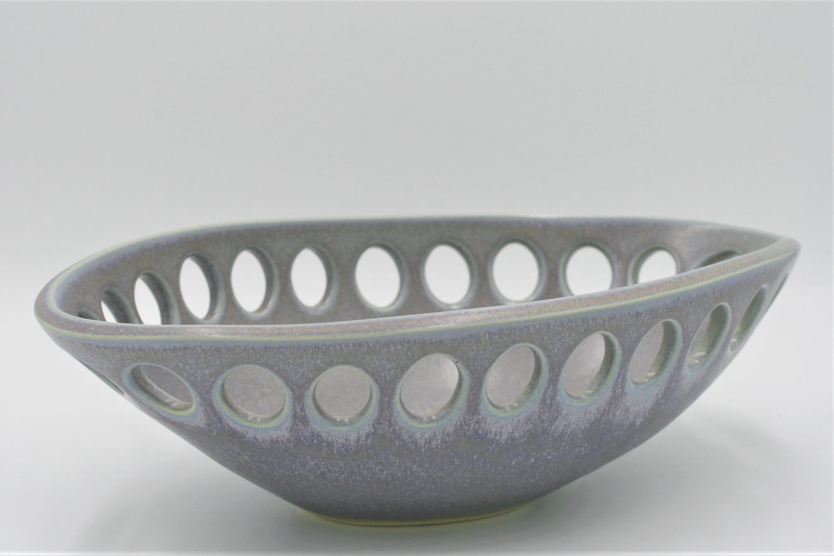 Lynne Meade: Oval Bowl Lavender