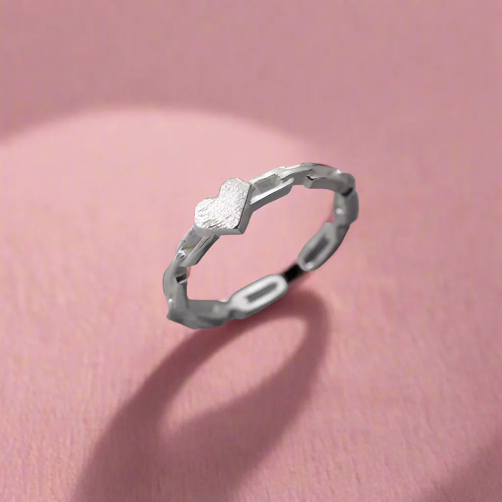 Mini Heart Chain Ring