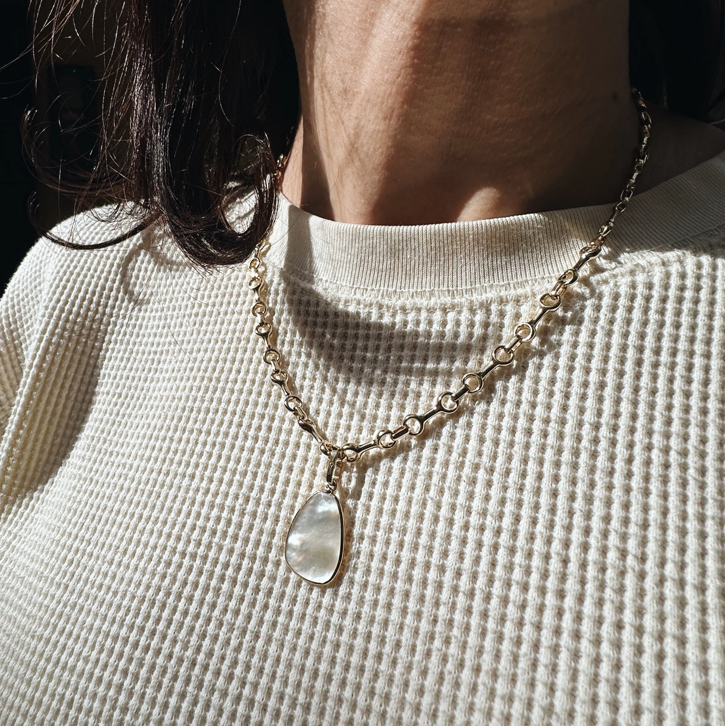 Mother of Pearl Drop Pendant