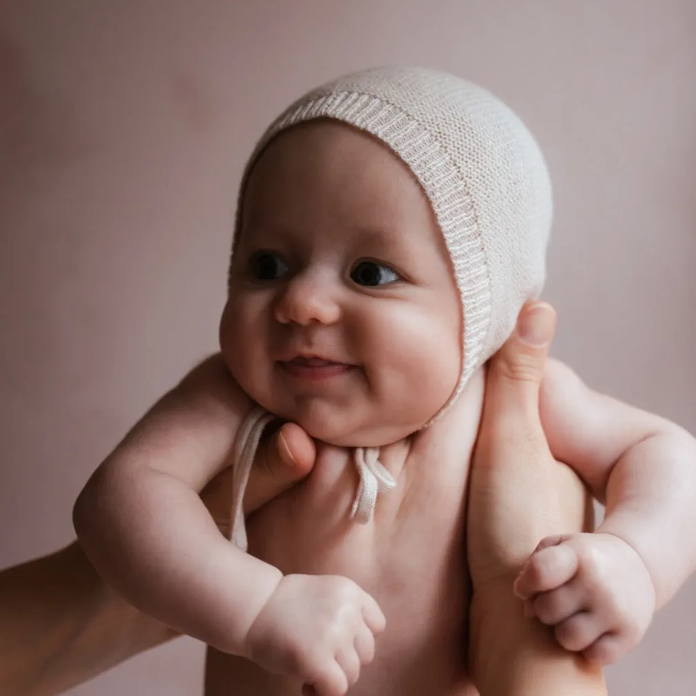 Newborn Merino Wool Baby Bonnet (Cream)