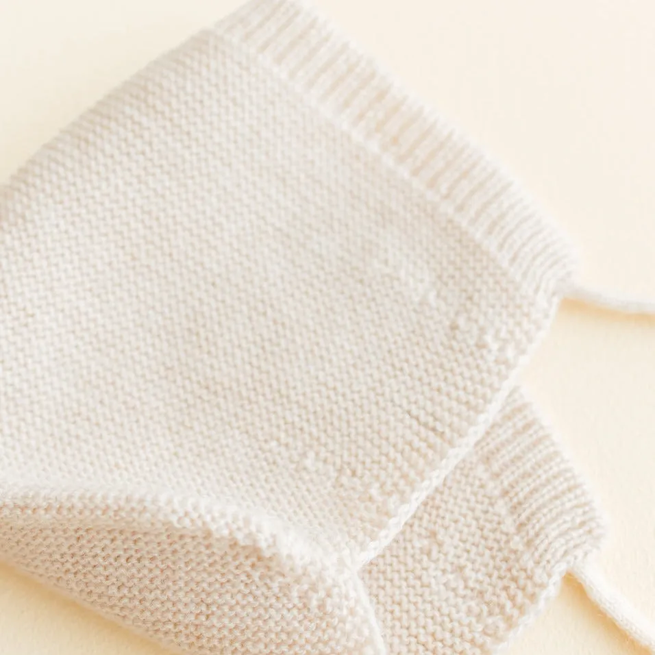 Newborn Merino Wool Baby Bonnet (Cream)