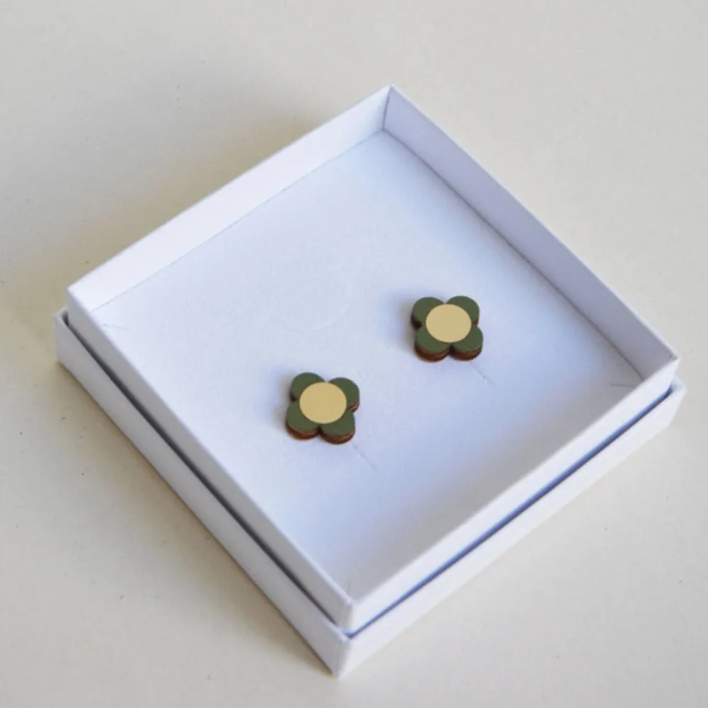 Pithy Luxury Jewellery - Flora Small Stud Earrings
