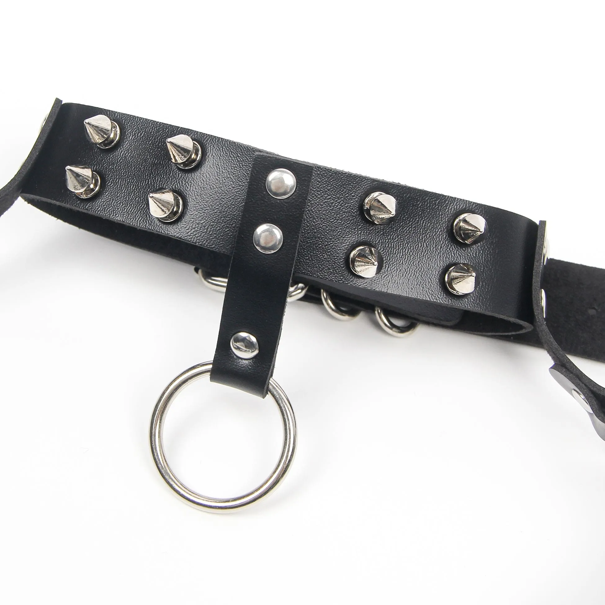 Scandals Chain Bra with Studded Collar - Trendy Design and Bold Style