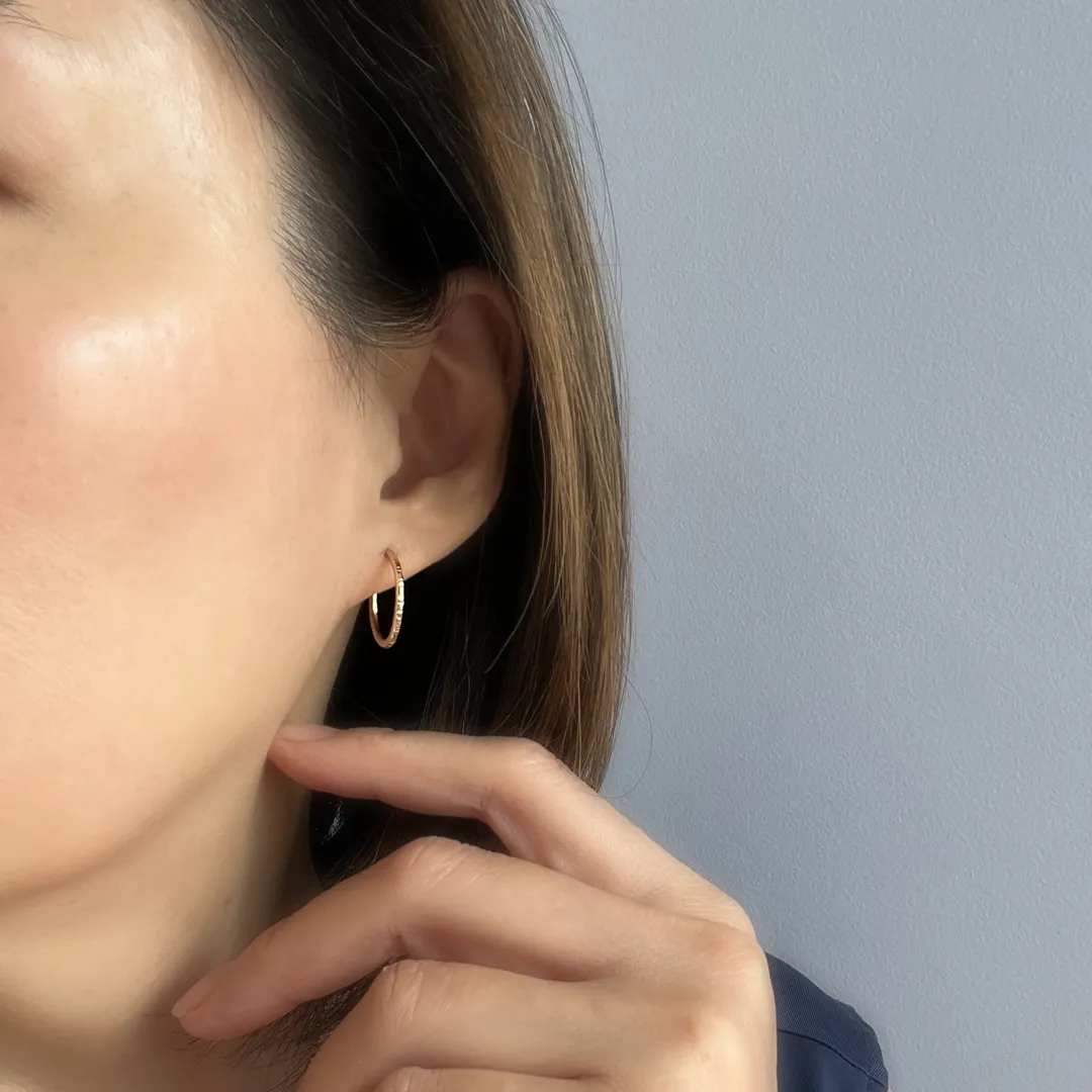 Sparkly Round Hoops Medium - RIPPLE