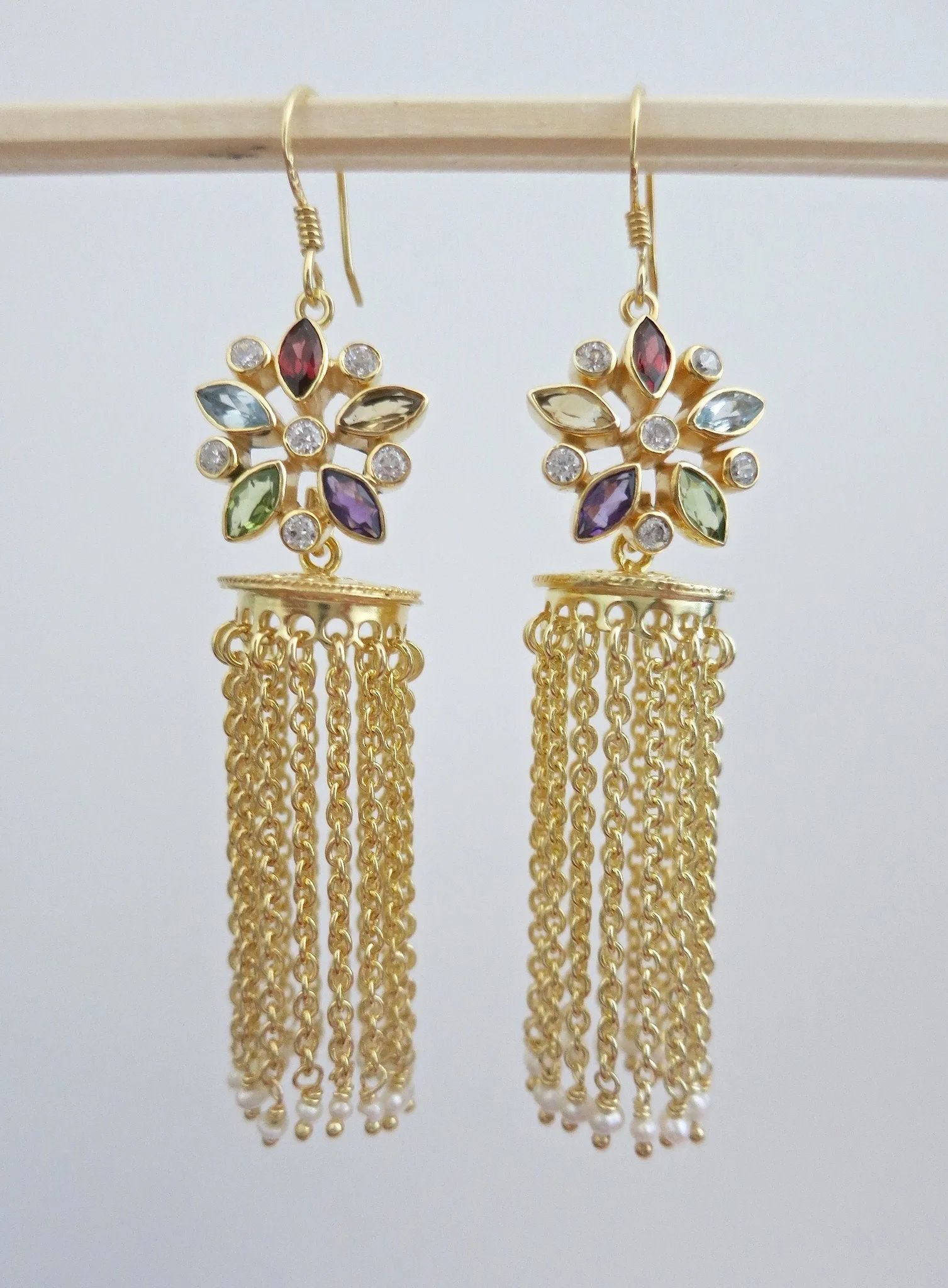Stunning gold-plated detachable cascading chains jhumkas