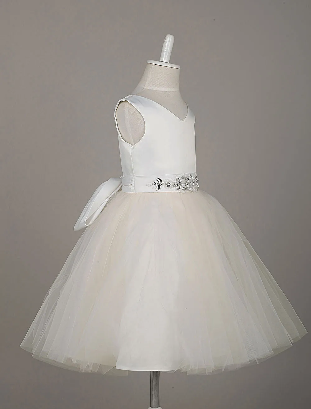 Tulle Satin V Neck Tutu Dress Ivory Beading Waist Sleeveless A-line Dinner Dress With Sash