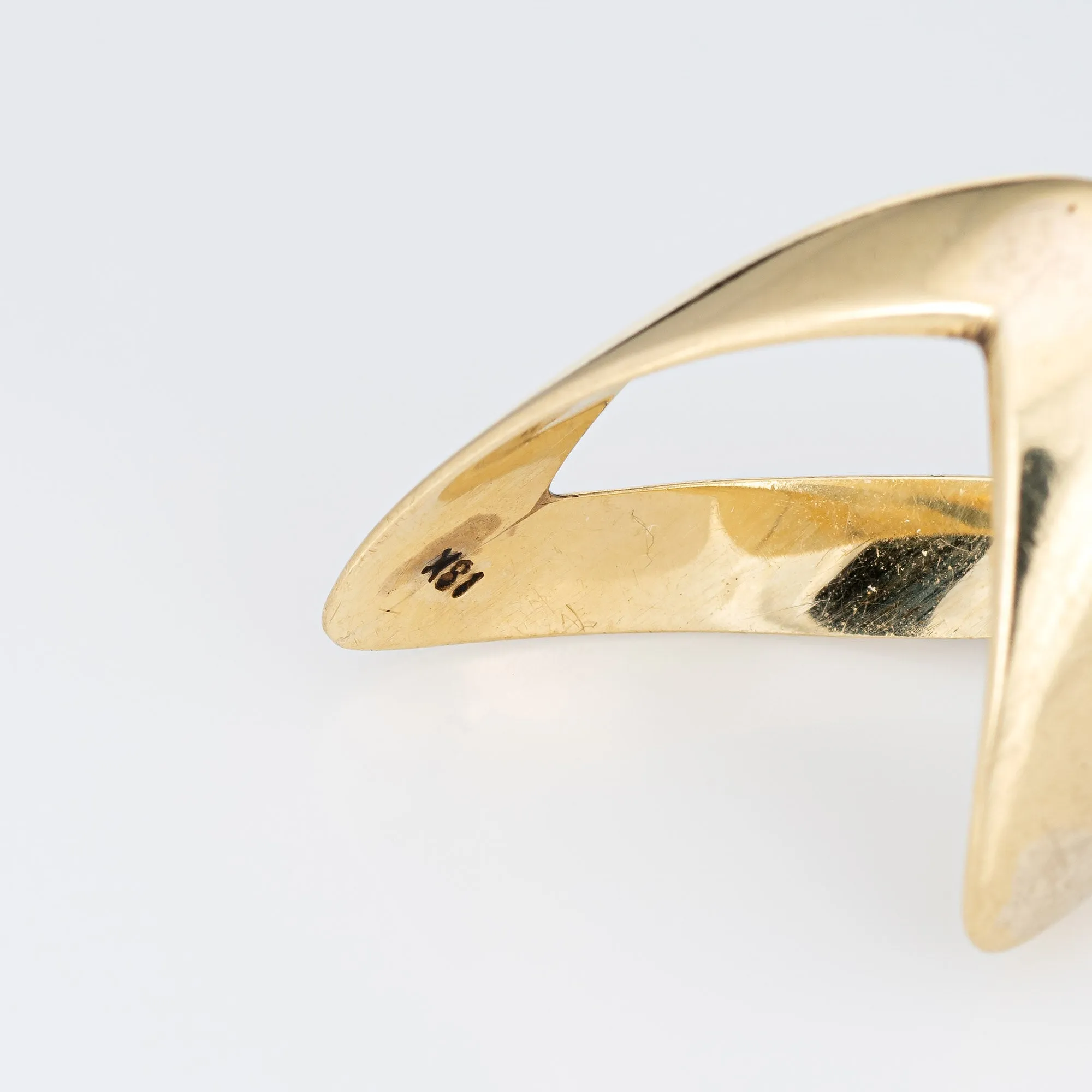 Vintage 80s V Shaped Ring 18k Yellow Gold Sz 5.5 Estate Fine Jewelry Band
