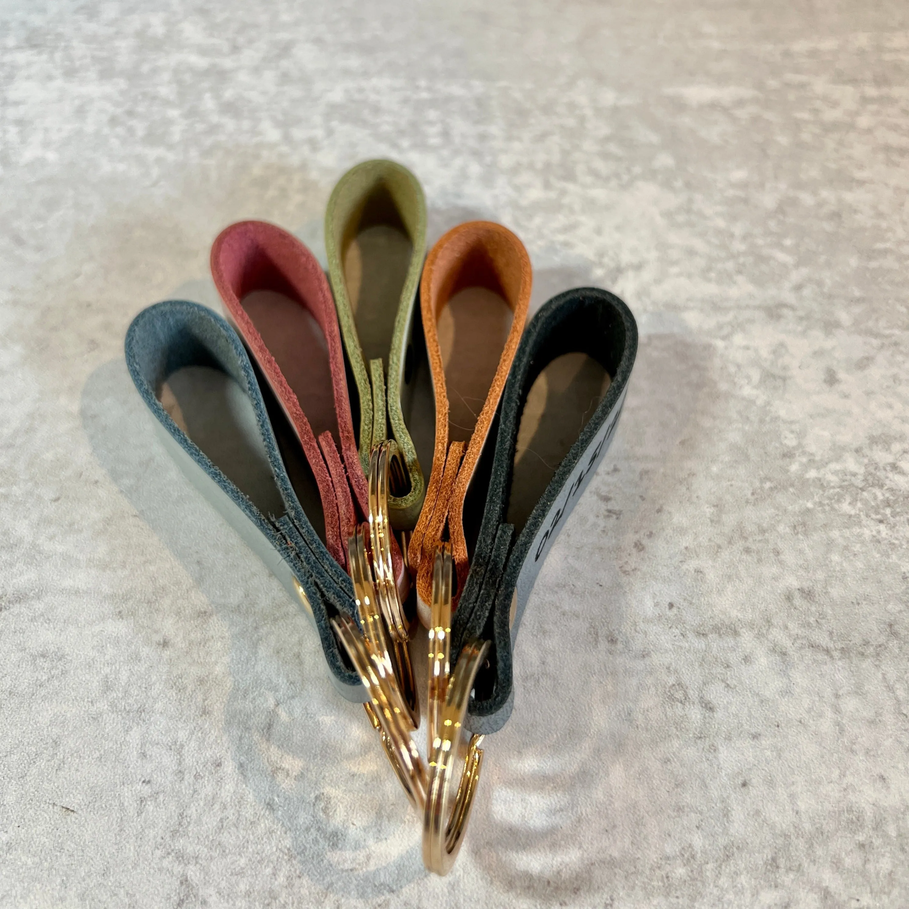Wedding Favor, Bulk Customized Colorful Leather Key Chains